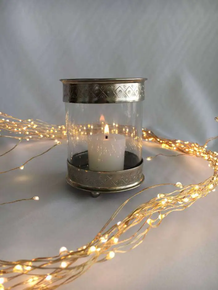 Hire-Tealights-and-Votives-A-Touch-Of-Elegance