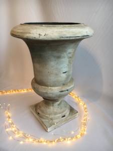 Concrete-Look-Urn-A-Touch-of-Elegance