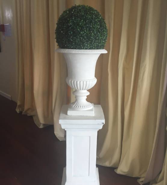 Classic-Urn-and-Plinth-set-A-Touch-of-Elegance
