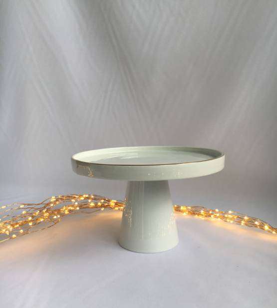 Cake-Stand-A-Touch-of-Elegance
