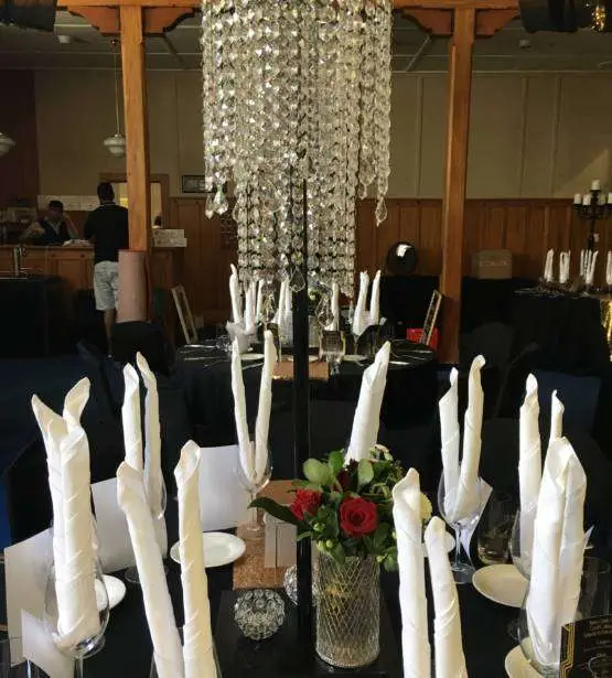 Hire-Vases-A-Touch-of-Elegance