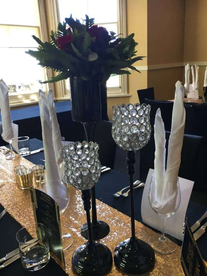 Hire-Vases-A-Touch-of-Elegance