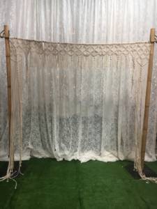 Macrame-Backdrop-A-Touch-of-Elegance