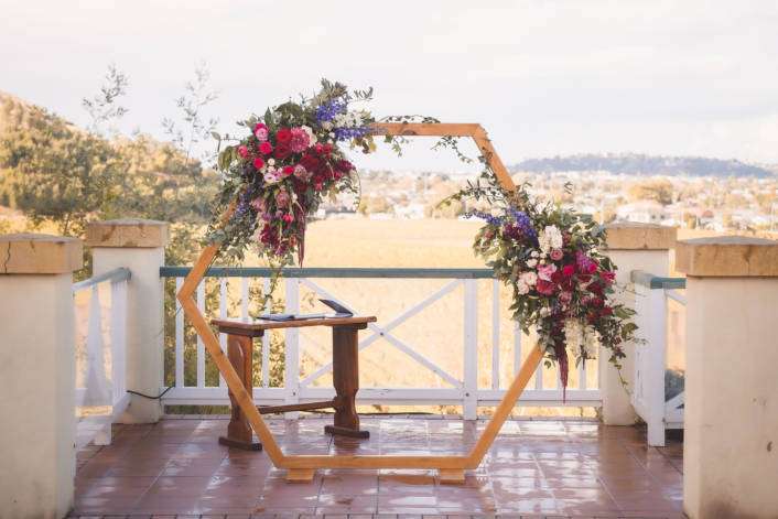 Hire-Wedding-Arch-A-Touch-of-Elegance