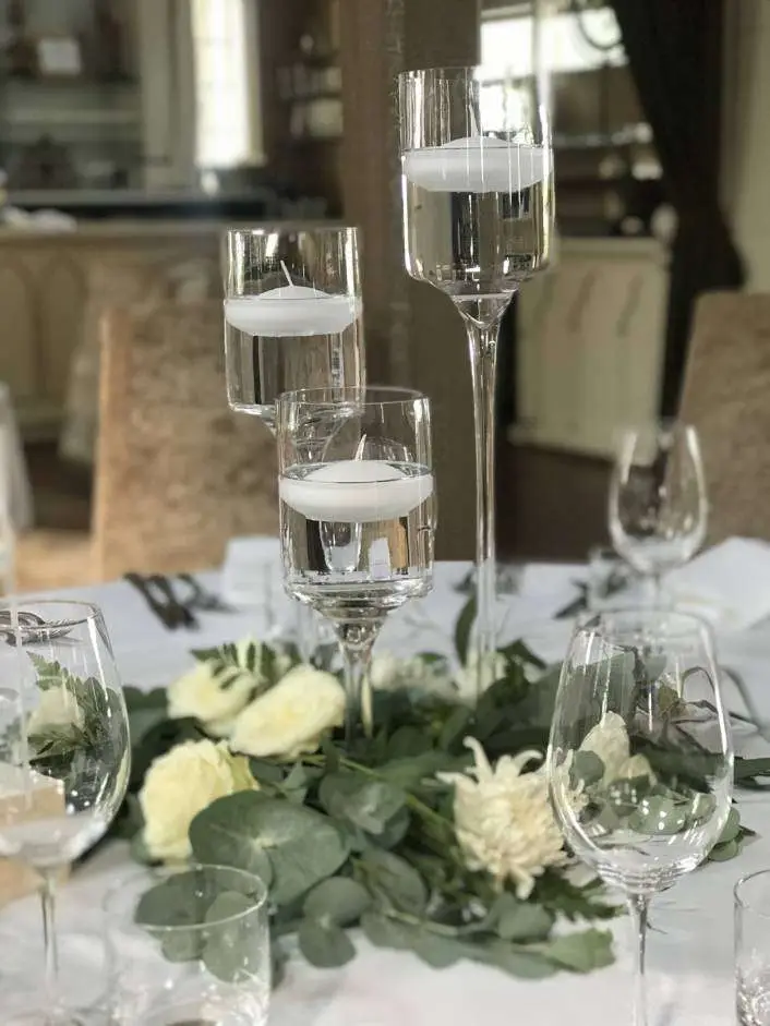 Hire-Vases-A-Touch-of-Elegance