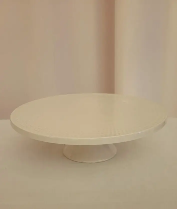 White Diamonds MW Cake Stand